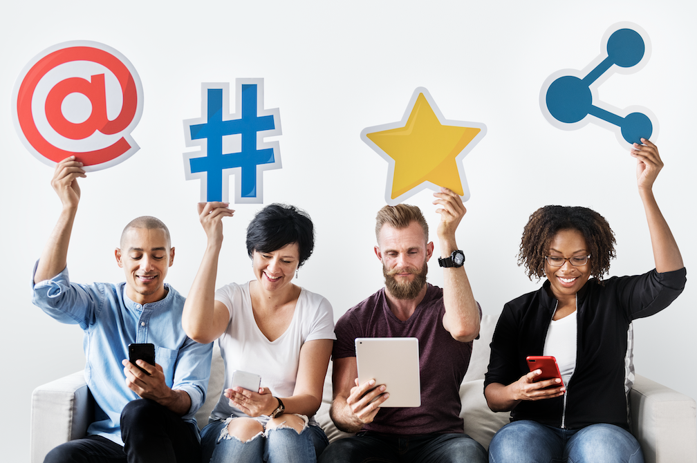 Las redes sociales como puentes de conexión genuina marketing - Screenshot 2026 03 11 at 10 - El nuevo marketing: menos anuncios, más conexión